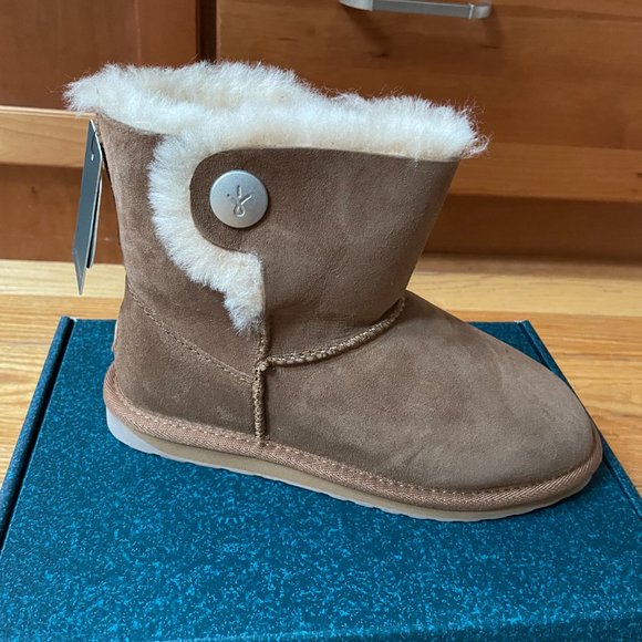 Sheepskin Shearling Booties from EMU Australia - Picture 4 of 11